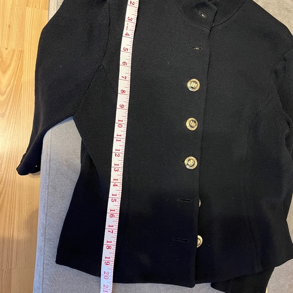 St John Sweater-Jacket, wool, with gold buttons, size 10. - Picture 15 of 16